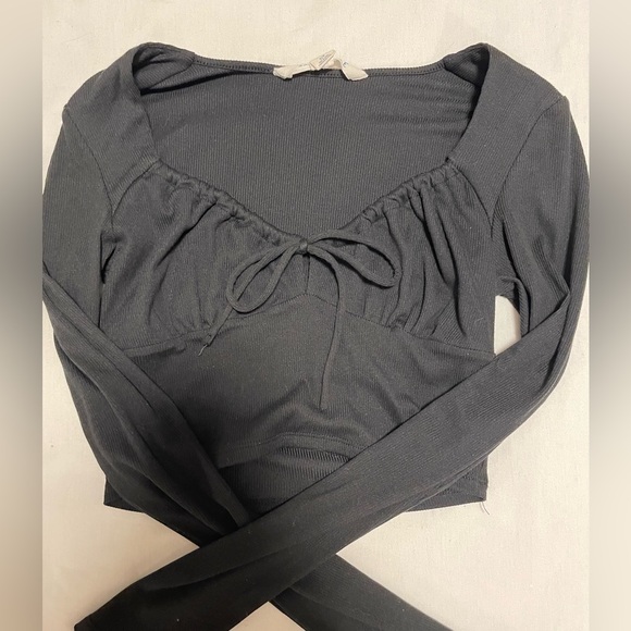 Aeropostale Black Cropped Long Sleeve Top with Tie Detail - Picture 1 of 3